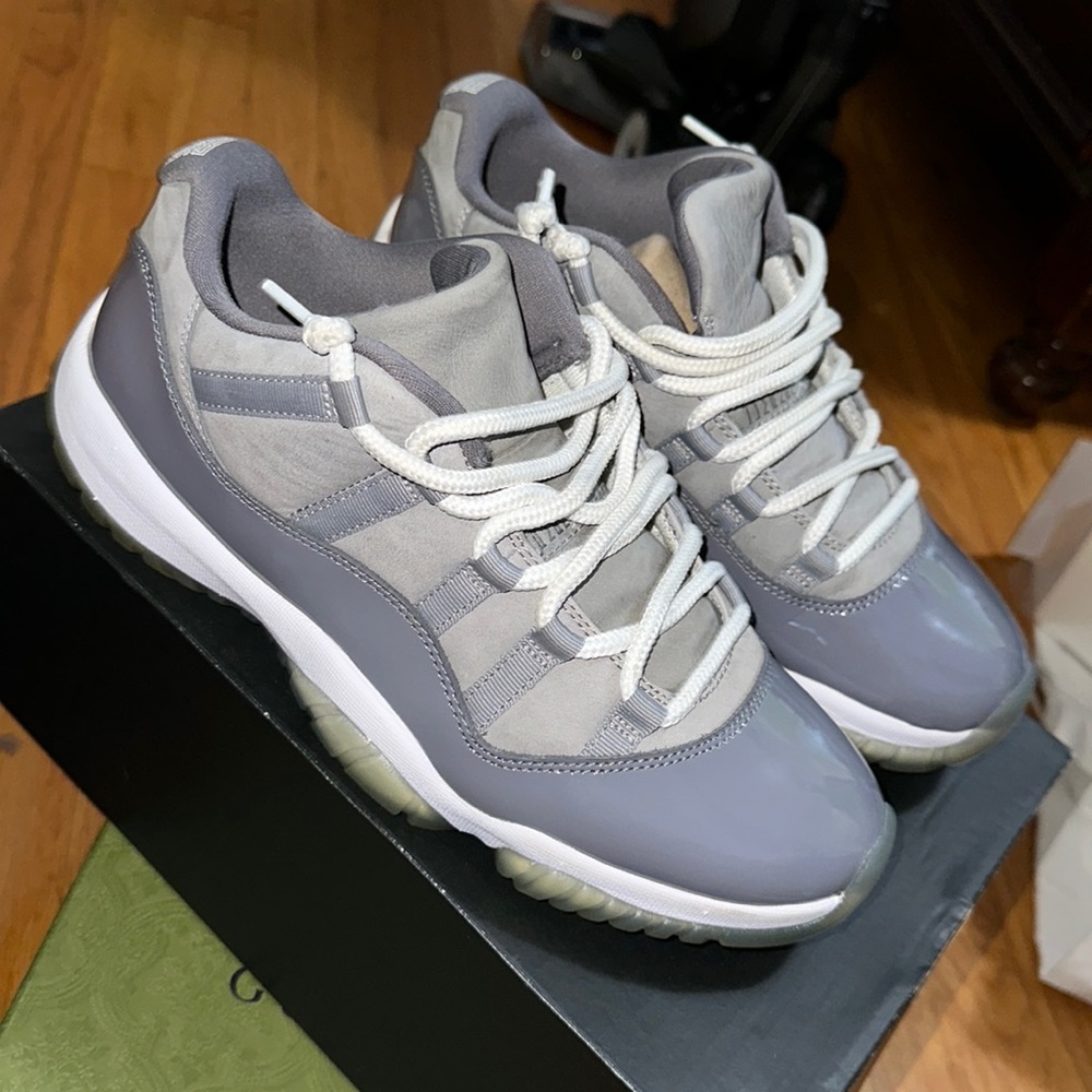 Retro 11 Low “Cool Grey”